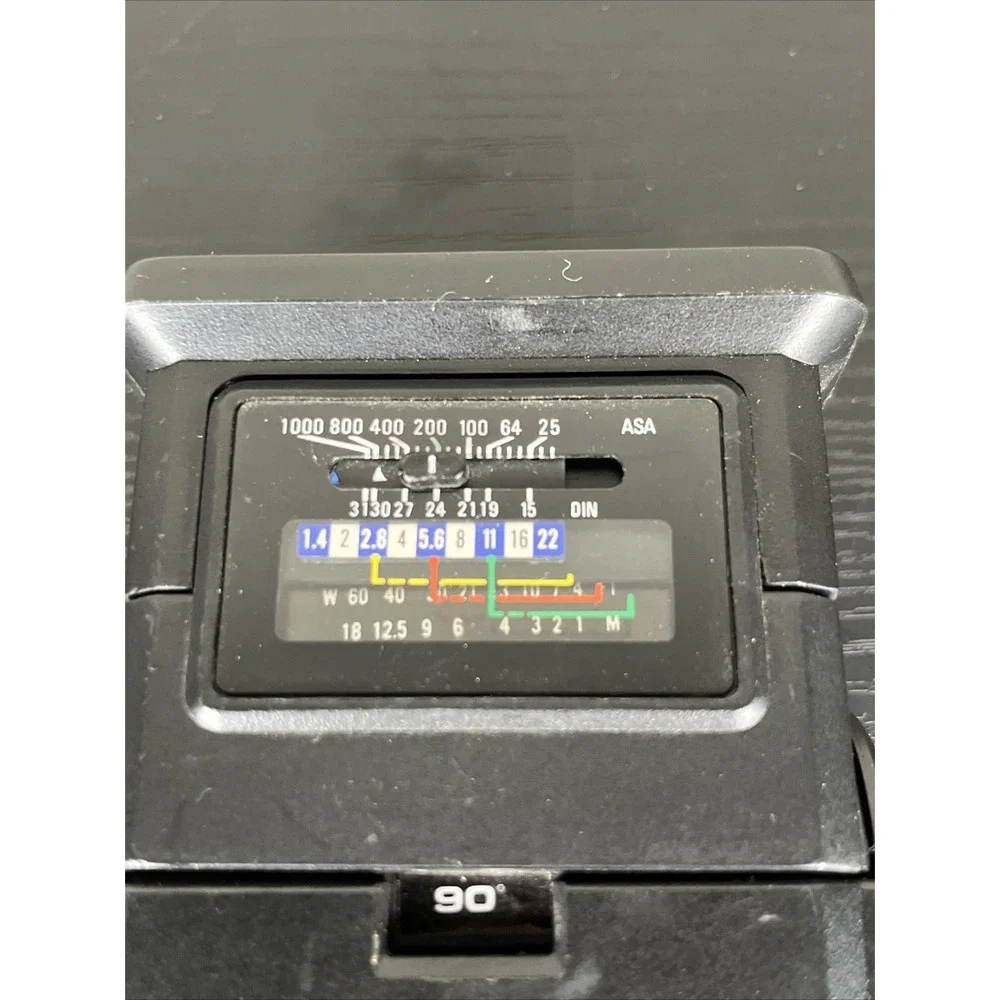 Vintage Crown‎ Auto Zoom TW-3600 Thyristor Camera Flash